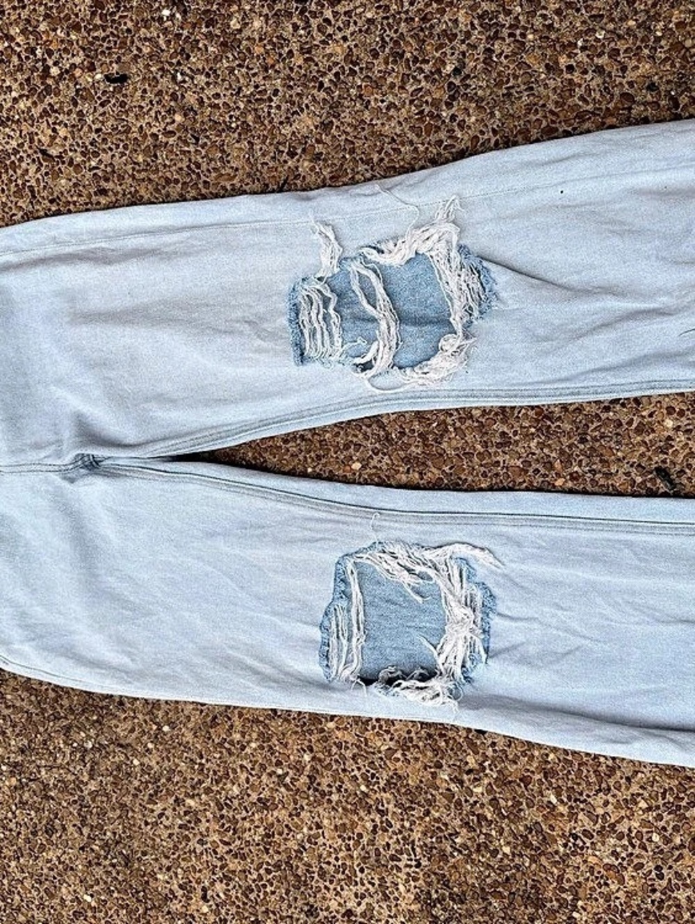 Vervet Distressed Boyfriend Jeans in Blue